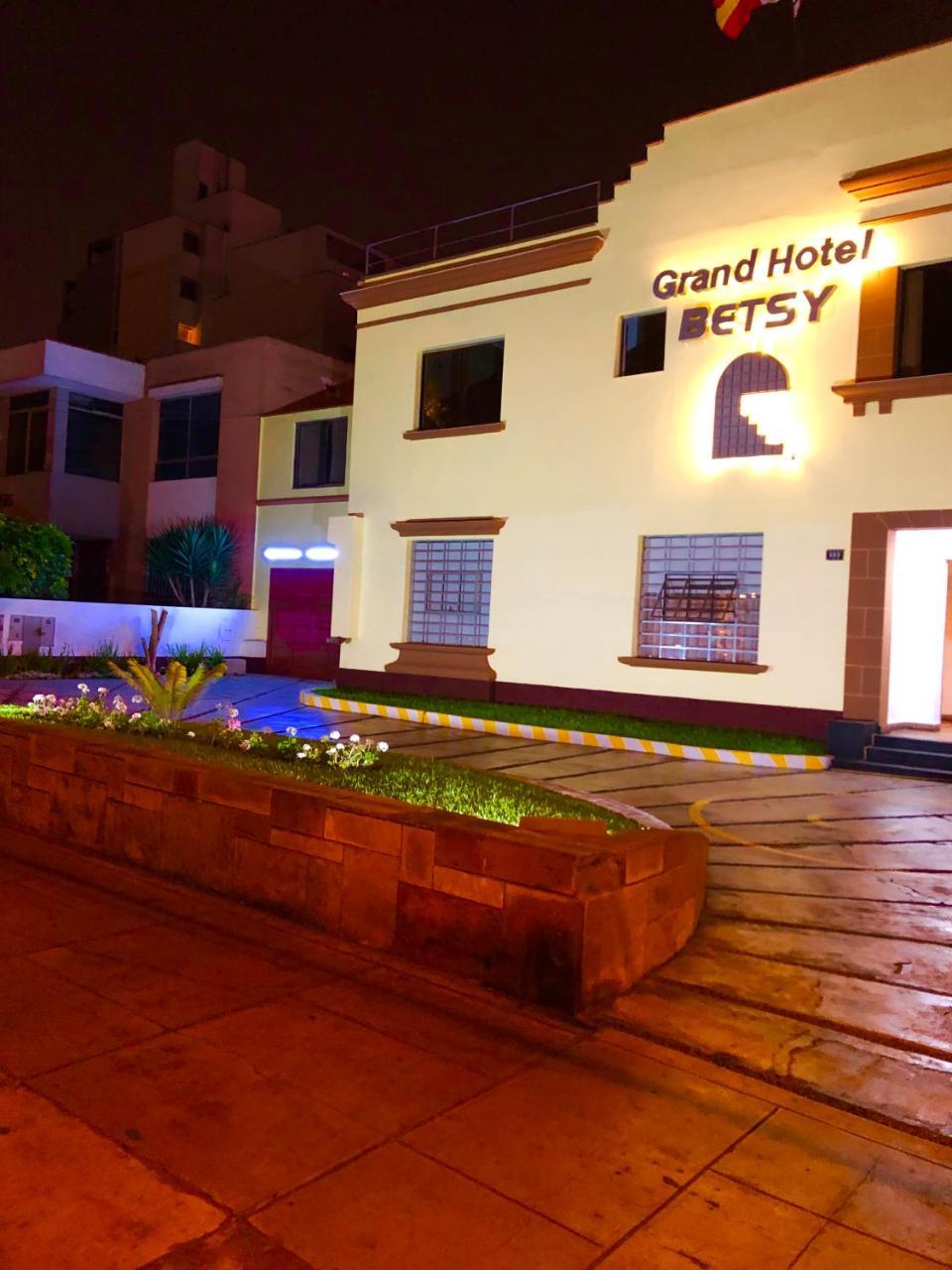 Grand Hotel Betsy Lima Extérieur photo