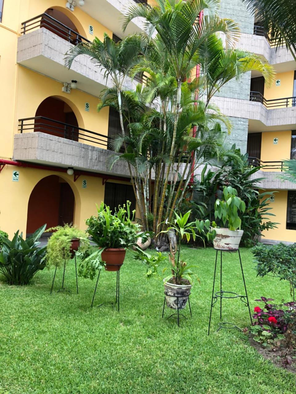 Grand Hotel Betsy Lima Extérieur photo